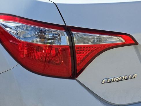 Used 2016 Toyota Corolla L image 9