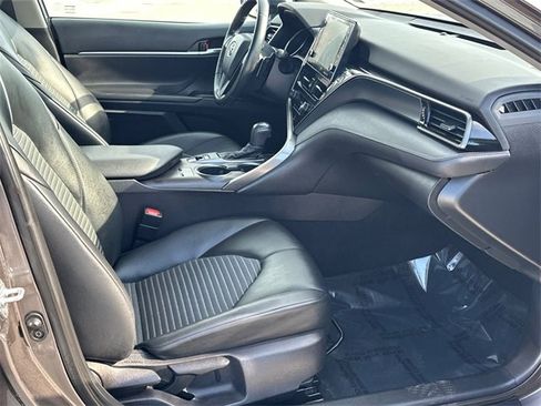 Certified 2021 Toyota Camry SE w/ Cold Weather Package image 8