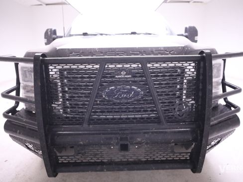 Used 2022 Ford F350 Lariat w/ Lariat Value Package image 7