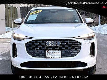 Used 2025 Audi Q5 Premium w/ Convenience Package