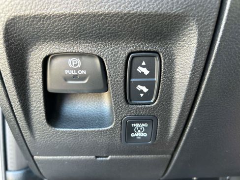 Used 2021 RAM 1500 Limited w/ Night Edition AWD/4WD image 40