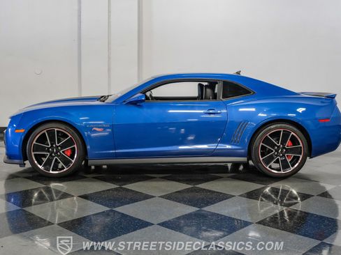 Used 2013 Chevrolet Camaro LT w/ Hot Wheels Special Edition RWD image 2