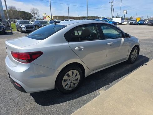 Used 2020 Kia Rio LX image 5