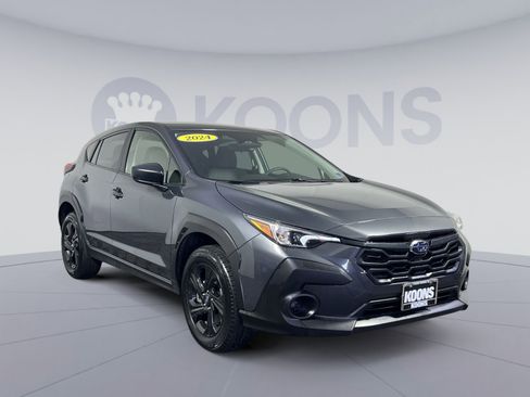 Used 2024 Subaru Crosstrek 2.0i AWD/4WD image 2
