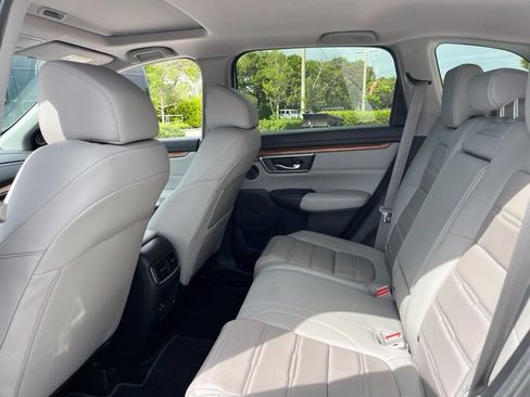 Used 2019 Honda CR-V Touring image 8