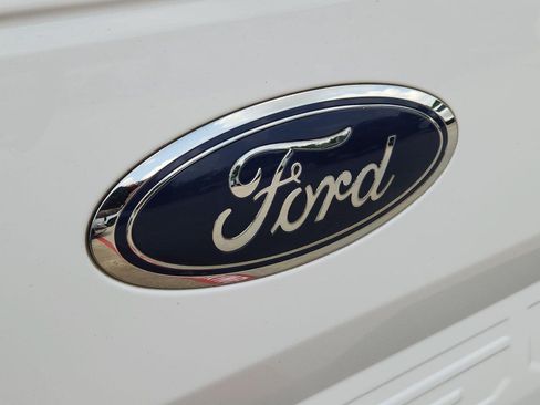 Used 2018 Ford F150 Lariat RWD image 30