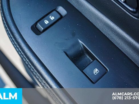 Used 2021 Buick Encore Preferred AWD/4WD image 49
