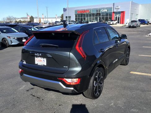 New 2025 Kia Niro EX Touring image 6