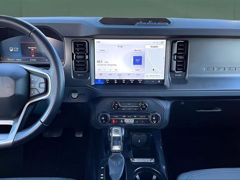Used 2025 Ford Bronco Big Bend image 16