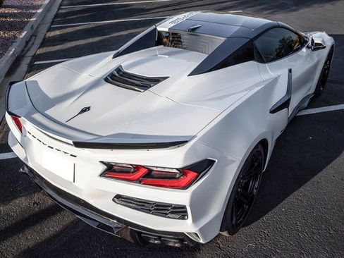 Used 2025 Chevrolet Corvette E-Ray AWD/4WD image 20