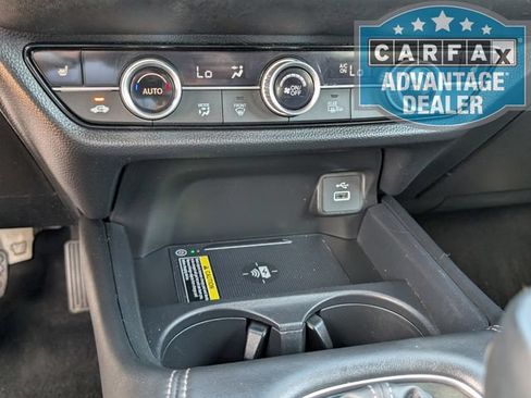 Used 2024 Honda HR-V EX-L image 8