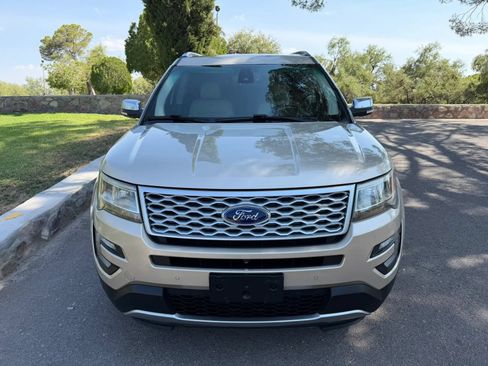 Used 2017 Ford Explorer Platinum AWD/4WD image 8