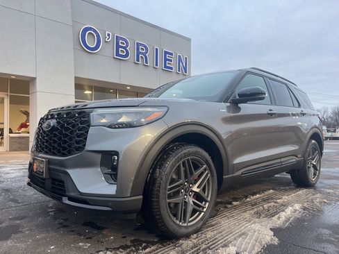 New 2026 Ford Explorer ST-Line w/ ST-Line Street Pack AWD/4WD image 1