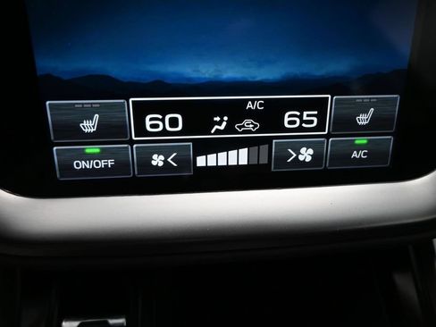 Used 2023 Subaru Outback Onyx Edition AWD/4WD image 12