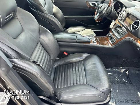 Used 2013 Mercedes-Benz SL 550 image 15