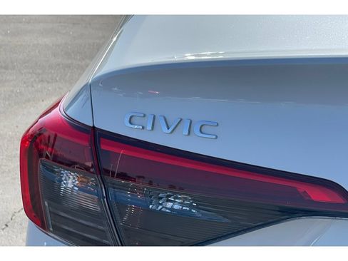 Used 2023 Honda Civic Sport image 47