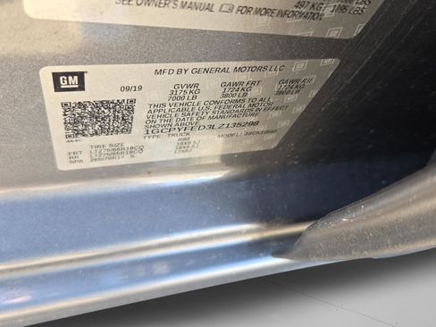 Used 2020 Chevrolet Silverado 1500 LT Trail Boss image 33