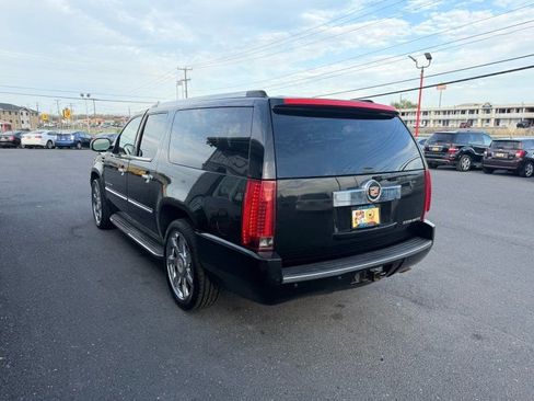 Used 2013 Cadillac Escalade ESV Luxury image 7