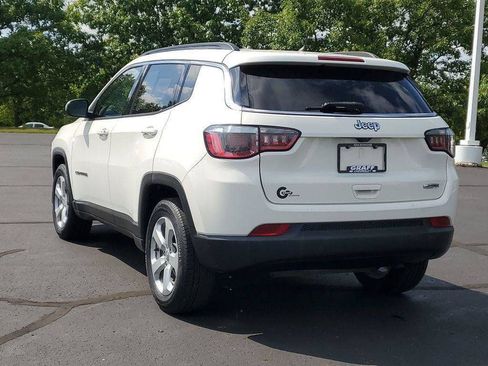 Used 2018 Jeep Compass Latitude FWD image 4
