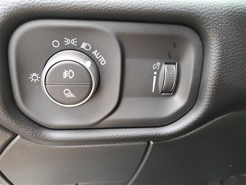 New 2024 RAM 2500 Big Horn w/ Heated Seats & Wheel Group image 26