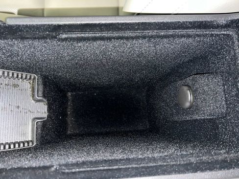 Used 2020 Cadillac XT4 Premium Luxury w/ Enhanced Visibility Package image 30