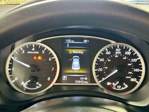 Used 2018 Nissan Sentra S image 14