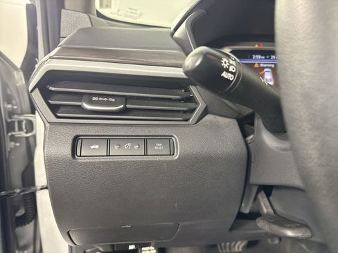 Certified 2024 Nissan Altima 2.5 SV image 13