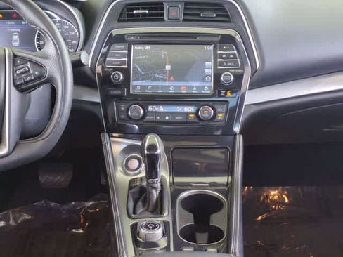 Used 2018 Nissan Maxima 3.5 SL FWD image 30
