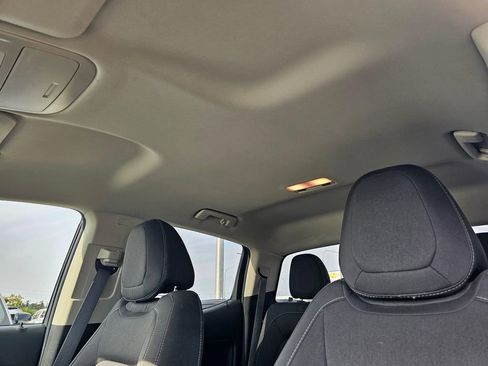 Used 2022 Chevrolet Colorado LT AWD/4WD image 22