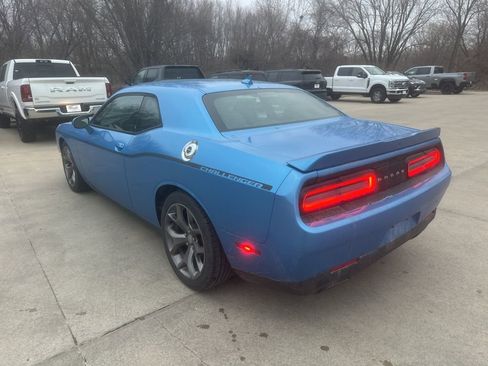 Used 2015 Dodge Challenger SXT Plus image 9