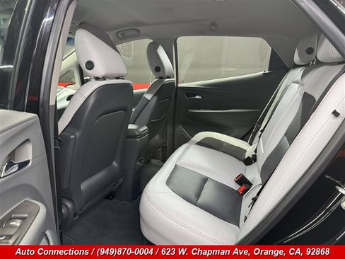 Used 2017 Chevrolet Bolt Premier w/ Driver Confidence II Package image 9