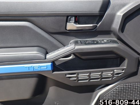 Used 2026 Toyota Tacoma TRD Off-Road image 17