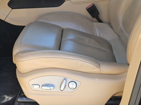 Certified 2018 Porsche Macan image 23