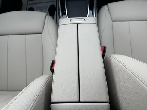 New 2026 Mercedes-Benz GLB 250 4MATIC image 37