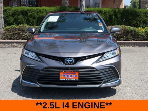 Used 2024 Toyota Camry XLE w/ Navigation Package FWD image 3
