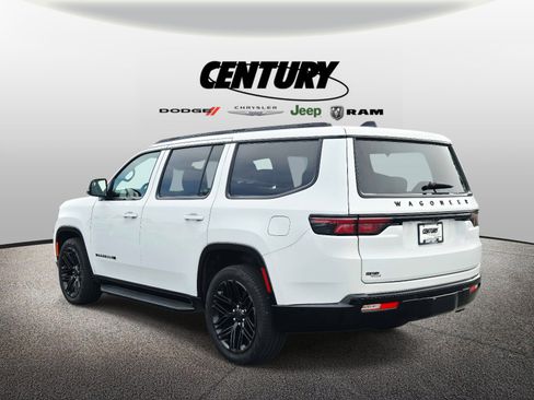 Used 2025 Jeep Wagoneer Series II w/ Premium Group I AWD/4WD image 6