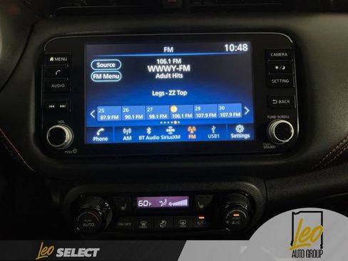 Used 2023 Nissan Kicks SR w/ SR Premium Package FWD image 17