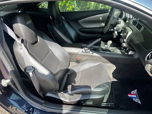 Used 2013 Chevrolet Camaro SS w/ SS Performance Package RWD image 41