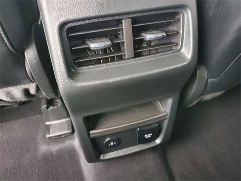 Certified 2024 Ford Edge SEL w/ Convenience Package image 26