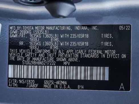 Used 2022 Toyota Highlander XLE AWD/4WD image 28