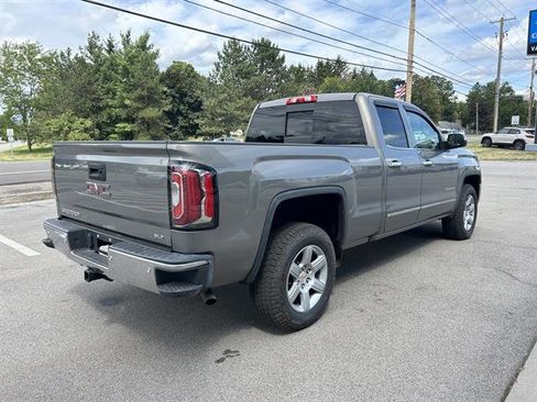 Certified 2017 GMC Sierra 1500 SLT w/ SLT Preferred Package image 6