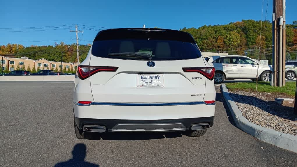 Used 2026 Acura MDX SH-AWD image 4