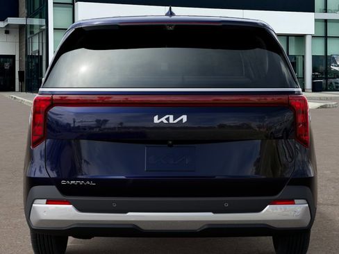New 2026 Kia Carnival FWD image 14