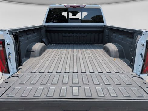Used 2024 GMC Sierra 3500 Denali Ultimate AWD/4WD image 38