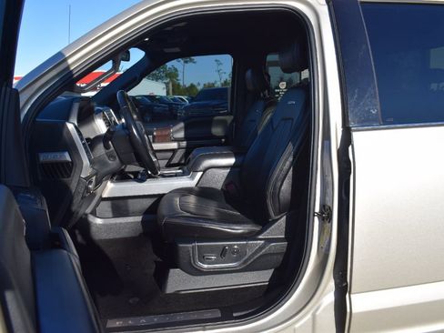 Used 2017 Ford F150 Platinum w/ Technology Package image 7