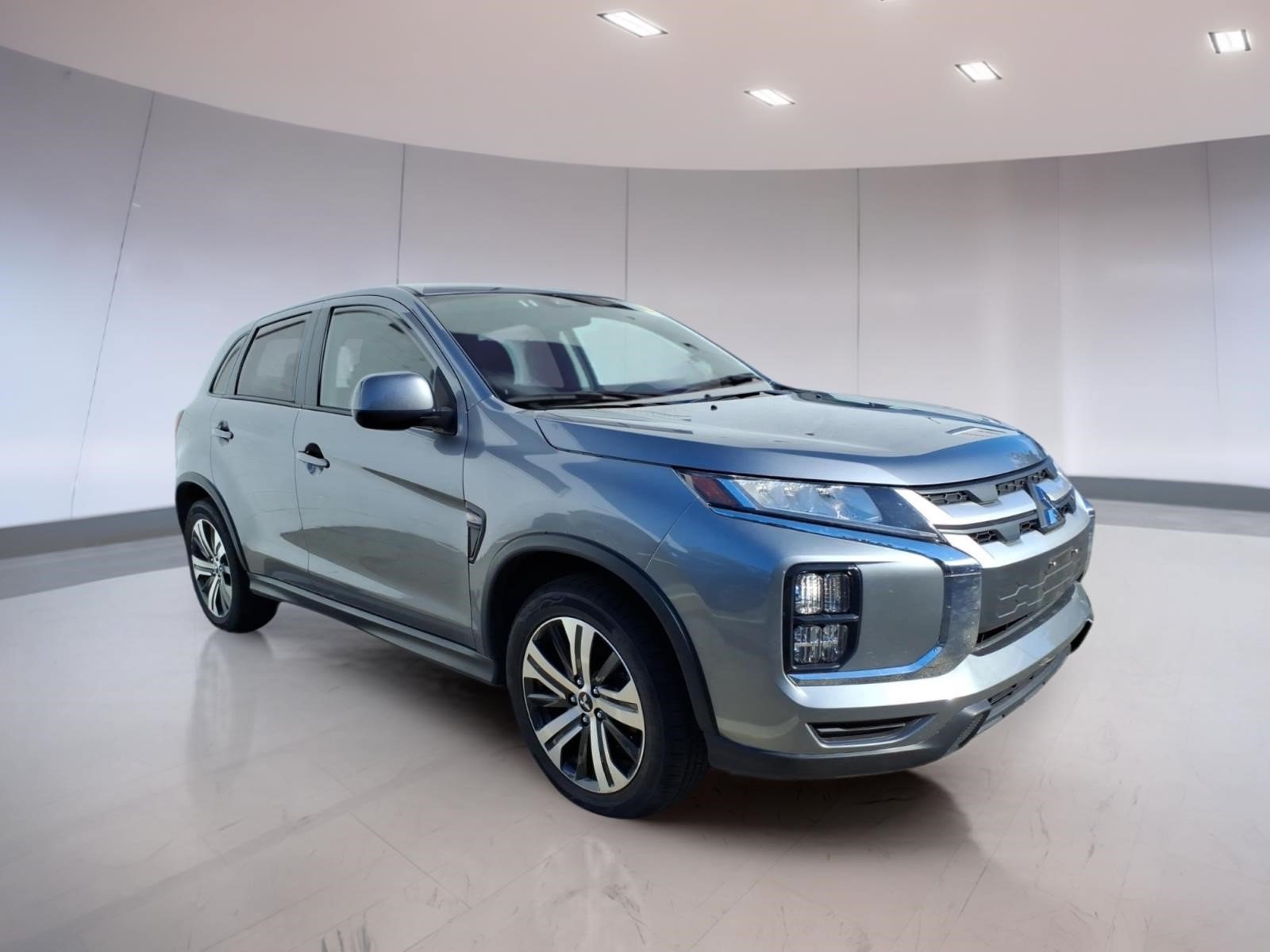Used 2025 Mitsubishi Outlander Sport AWD image 1