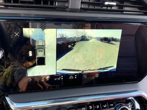 Used 2025 GMC Sierra 1500 Denali Ultimate image 27