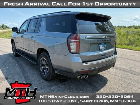 Used 2022 Chevrolet Suburban Z71 w/ Off-Road Capability Package AWD/4WD image 7
