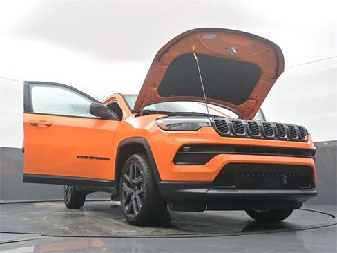 New 2026 Jeep Compass Latitude w/ Sun and Sound Group image 58