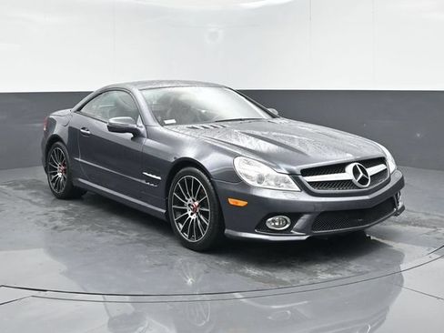 Used 2009 Mercedes-Benz SL 550 w/ Premium I Pkg image 2